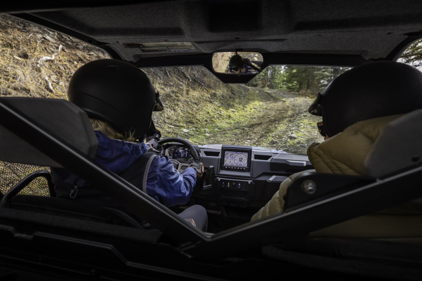 Modelová řada Polaris Off Road pro rok 2023 s novými vylepšeními a novými barvami se blíží k dealerům