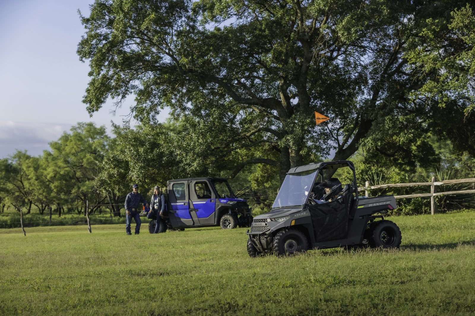 Modelová řada Polaris Off Road pro rok 2023 s novými vylepšeními a novými barvami se blíží k dealerům