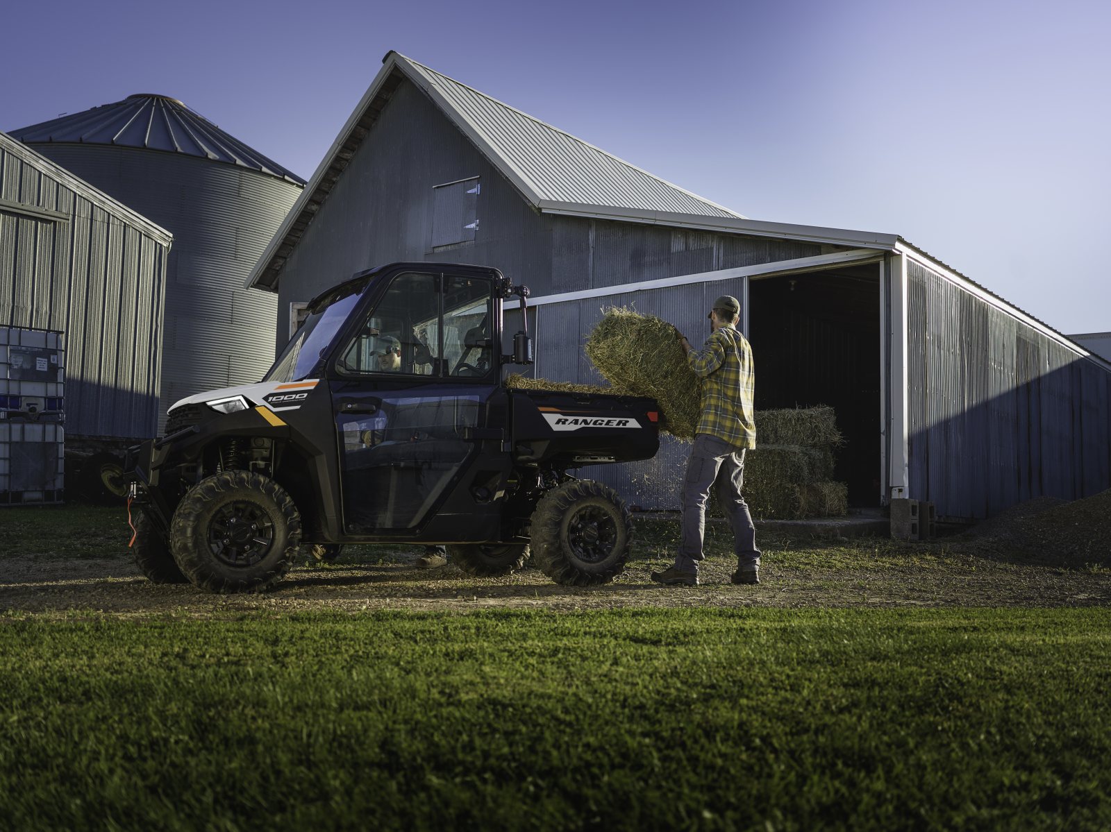 Modelová řada Polaris Off Road pro rok 2023 s novými vylepšeními a novými barvami se blíží k dealerům