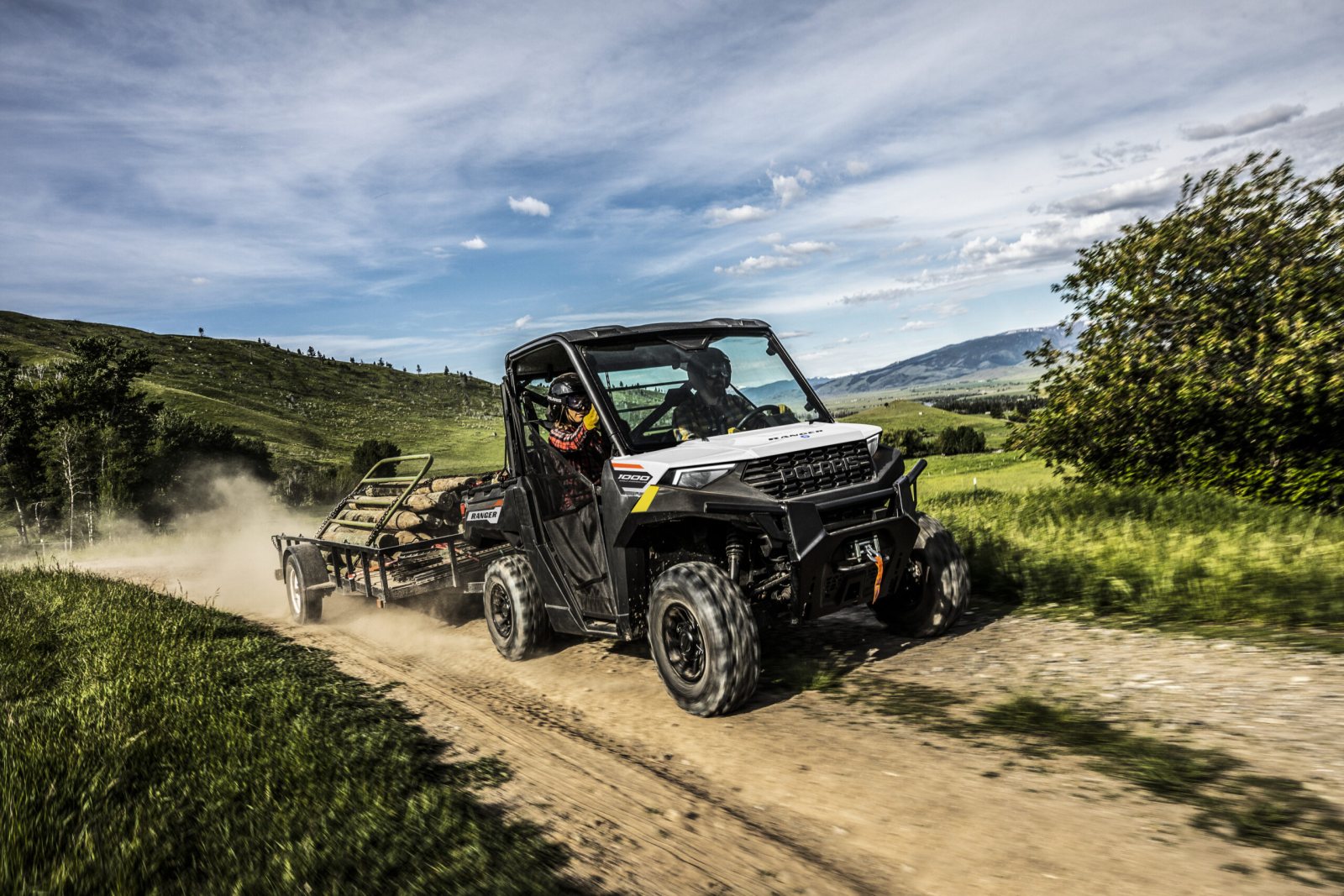 Modelová řada Polaris Off Road pro rok 2023 s novými vylepšeními a novými barvami se blíží k dealerům