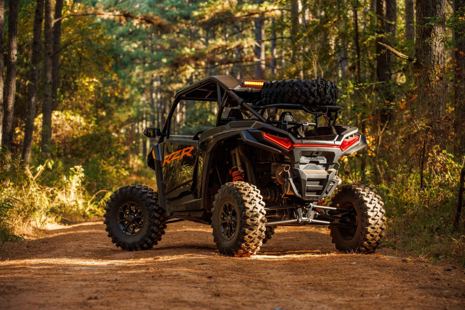 Nová generace modelu RZR XP právě přijíždí