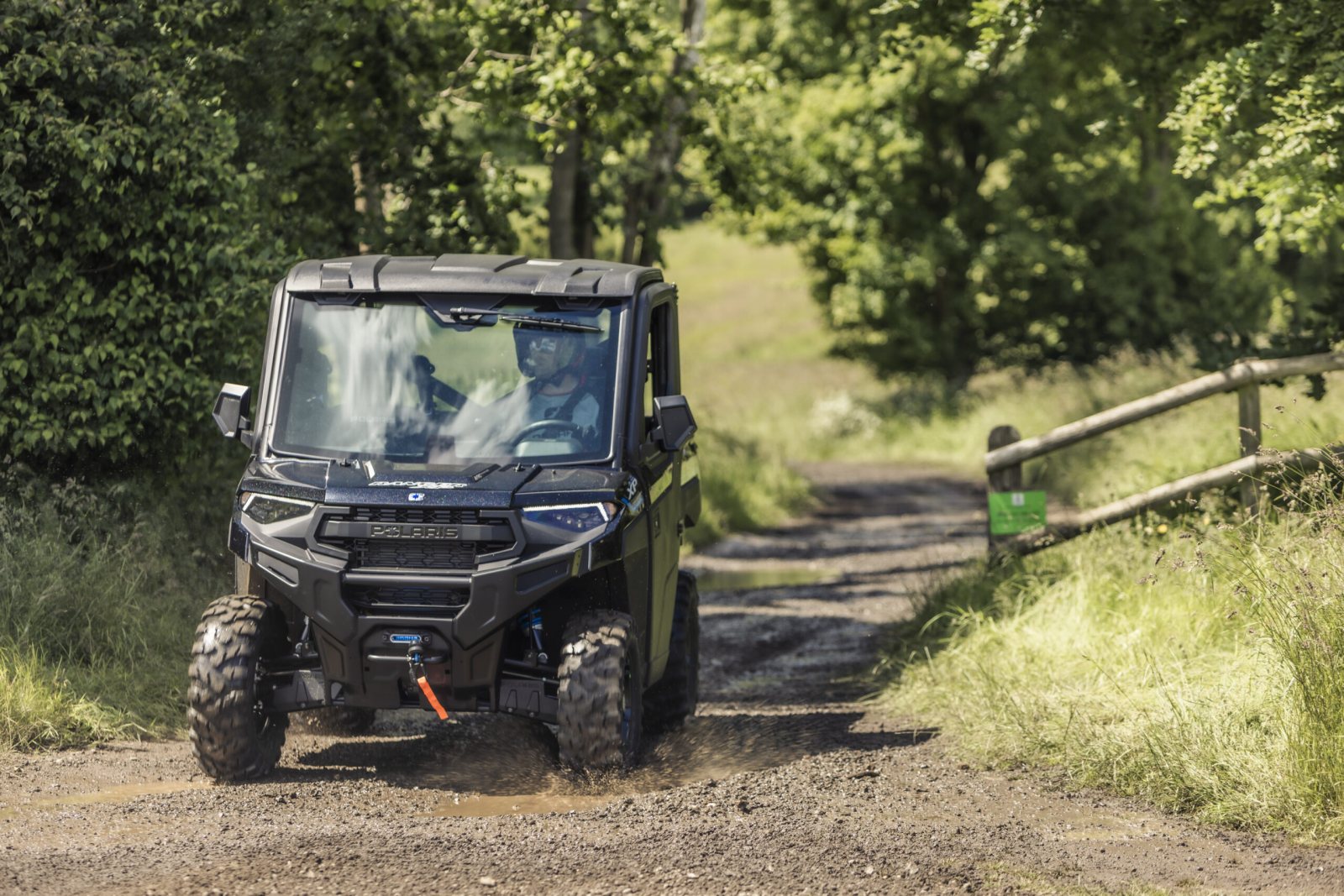 Polaris představuje aktualizovanou modelovou řadu Ranger pro rok 2025