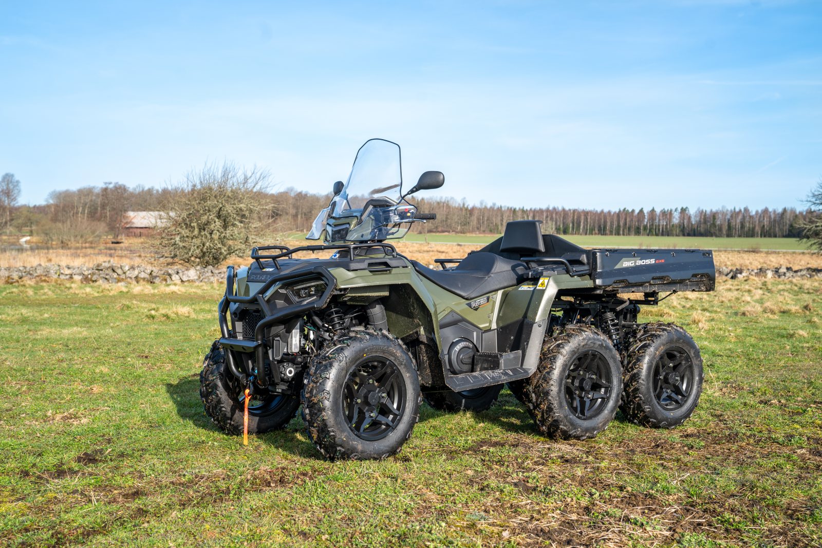 Polaris představuje svoji nejkomplexnější řadu ATV Pro dvě osoby
