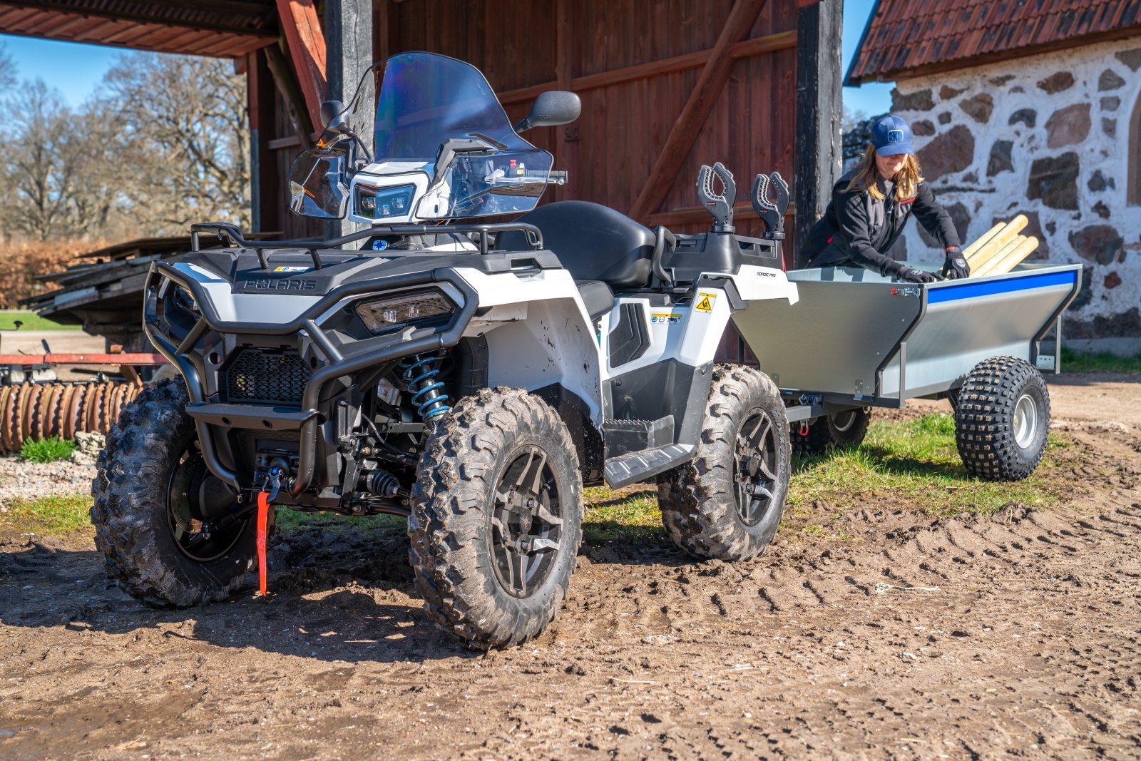 Polaris představuje svoji nejkomplexnější řadu ATV Pro dvě osoby