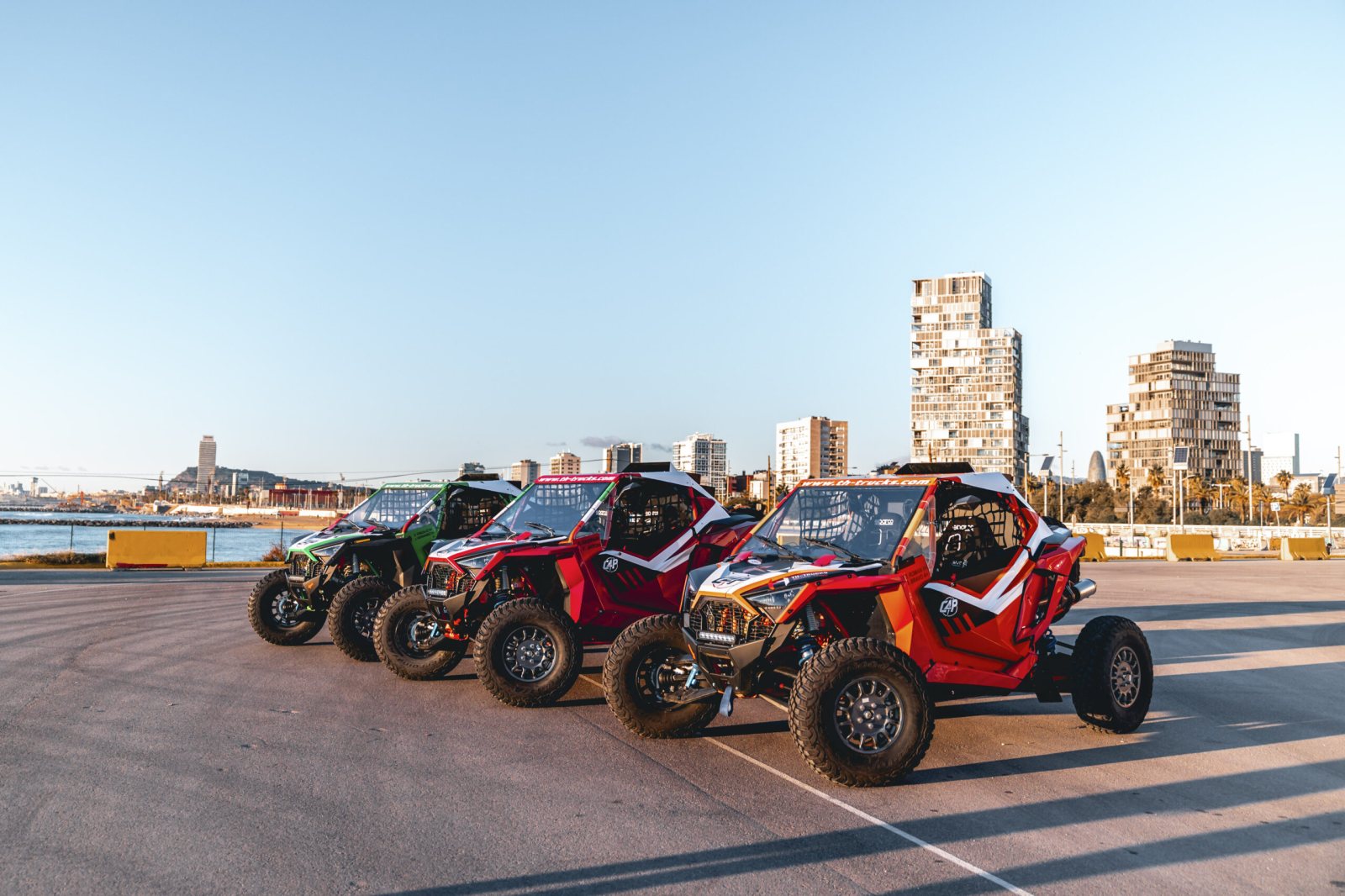 Polaris se zúčastní Rallye Dakar 2024 s osmi posádkami