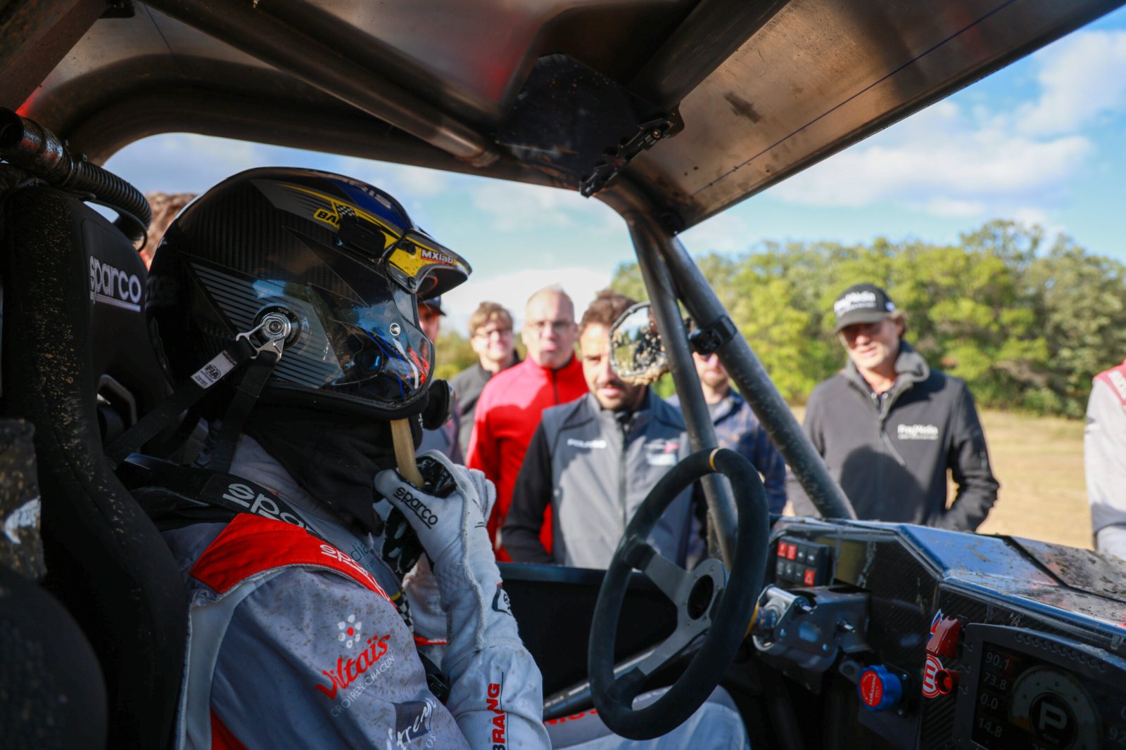 Polaris se zúčastní Rallye Dakar 2024 s osmi posádkami