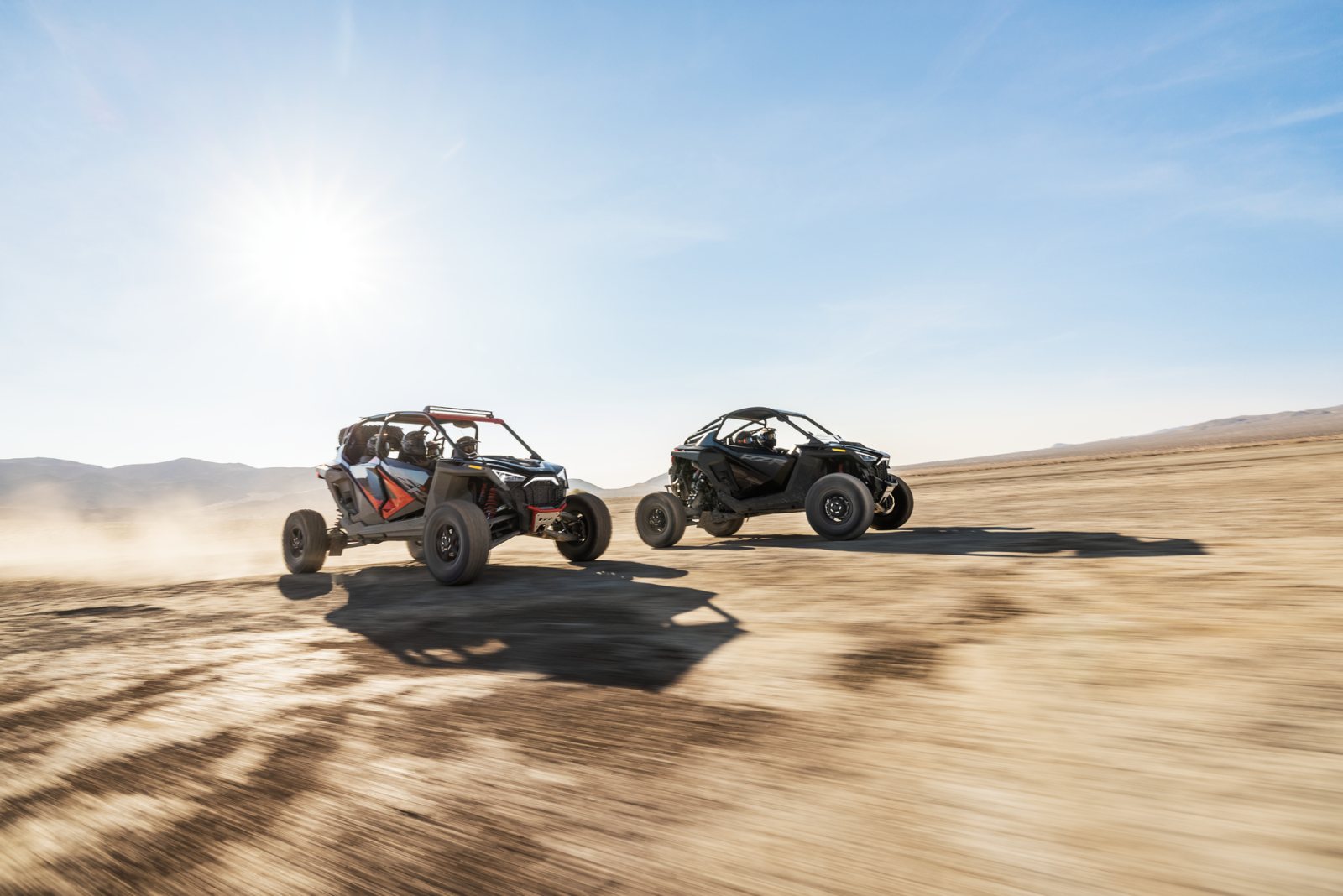 Polaris představuje svoje nejsilnější a nejmodernější Side-By-Side: RZR Pro R a RZR Turbo R