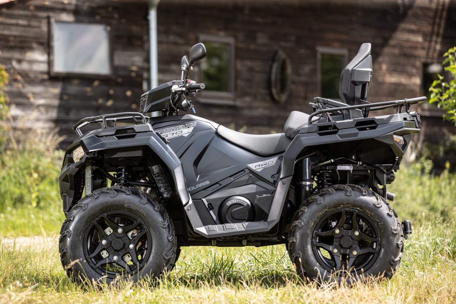 Polaris Off Road rozšiřuje modelovou nabídku pro rok 2026, včetně zcela nového ATV pro dva jezdce