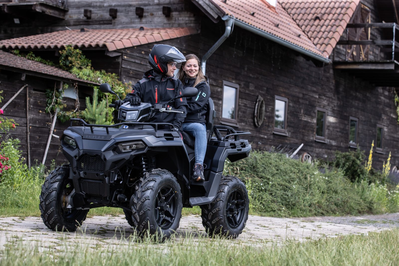 Polaris Off Road rozšiřuje modelovou nabídku pro rok 2026, včetně zcela nového ATV pro dva jezdce