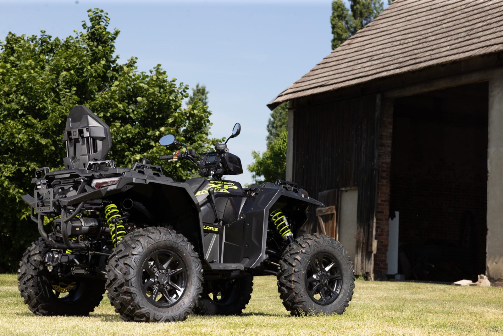 Polaris Off Road rozšiřuje modelovou nabídku pro rok 2026, včetně zcela nového ATV pro dva jezdce