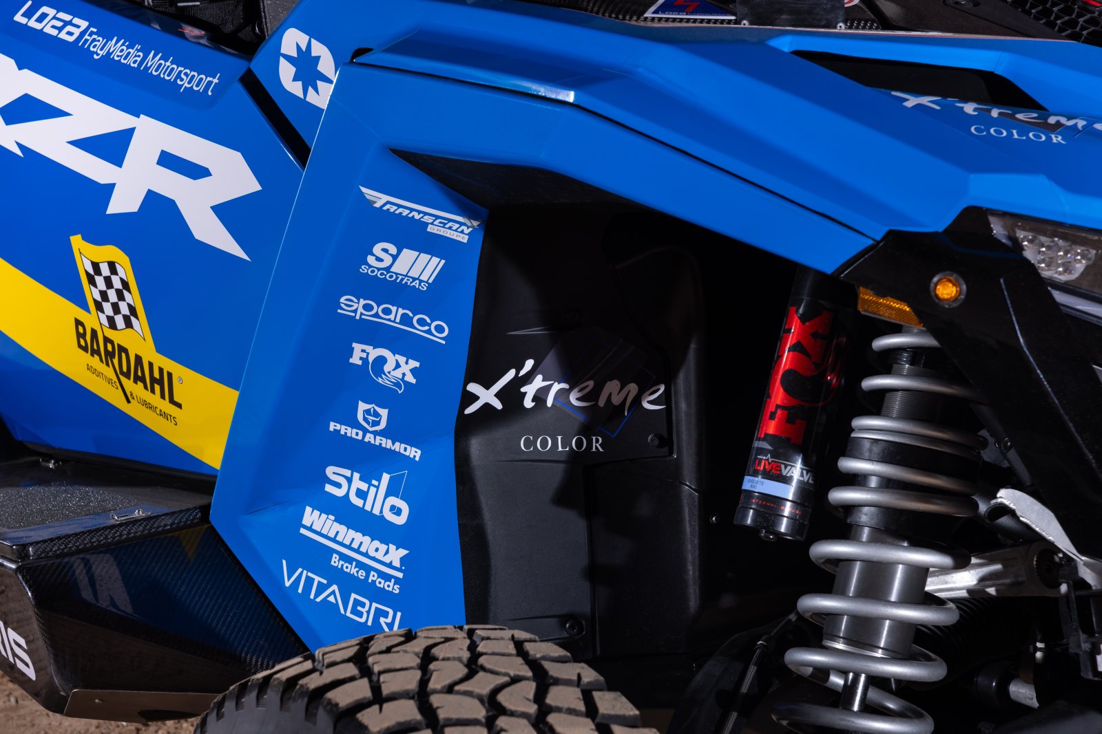 Polaris se vrací na Dakar obhájit titul ve třídě SSV: Oznámení sestav továrního a partnerských týmů pro rok 2026