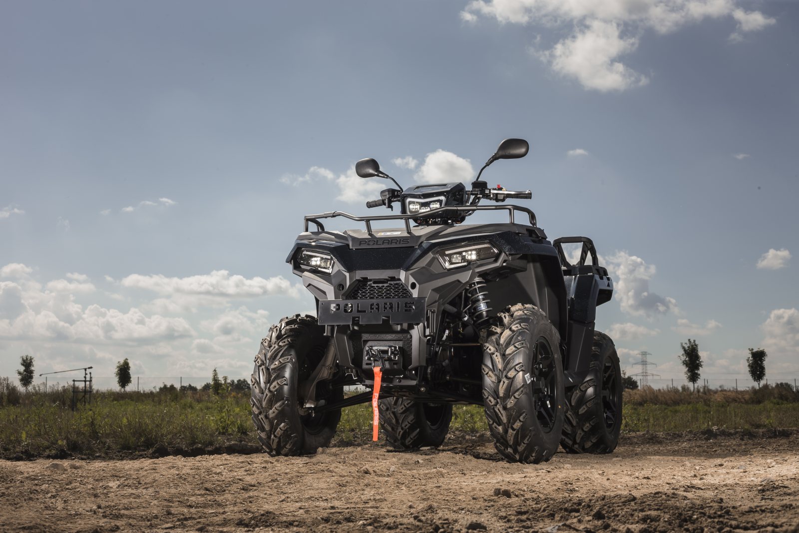 Polaris Sportsman 570 Black Edition: do off-roadu ještě stylověji