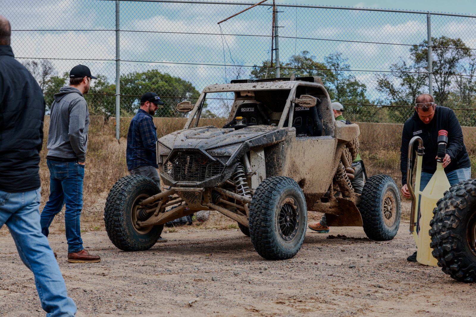 Tým Sébastien Loeb Racing testuje v USA RZR Pro R Factory