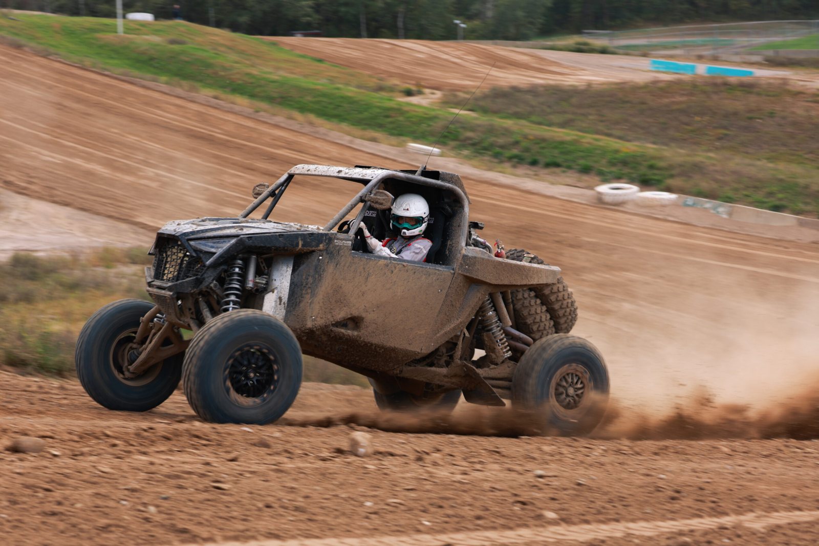 Tým Sébastien Loeb Racing testuje v USA RZR Pro R Factory