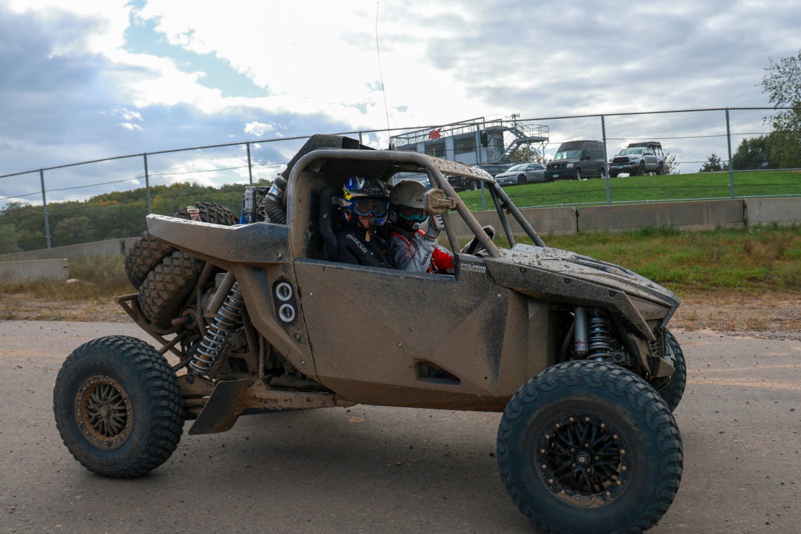 Tým Sébastien Loeb Racing testuje v USA RZR Pro R Factory